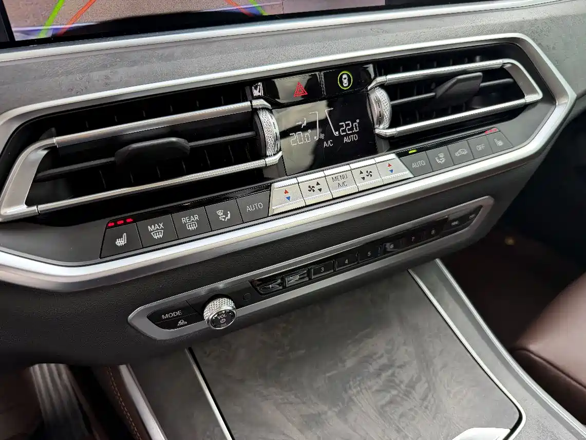BMW X5 (Import) 2020 xDrive40i M Sport Package фото 9