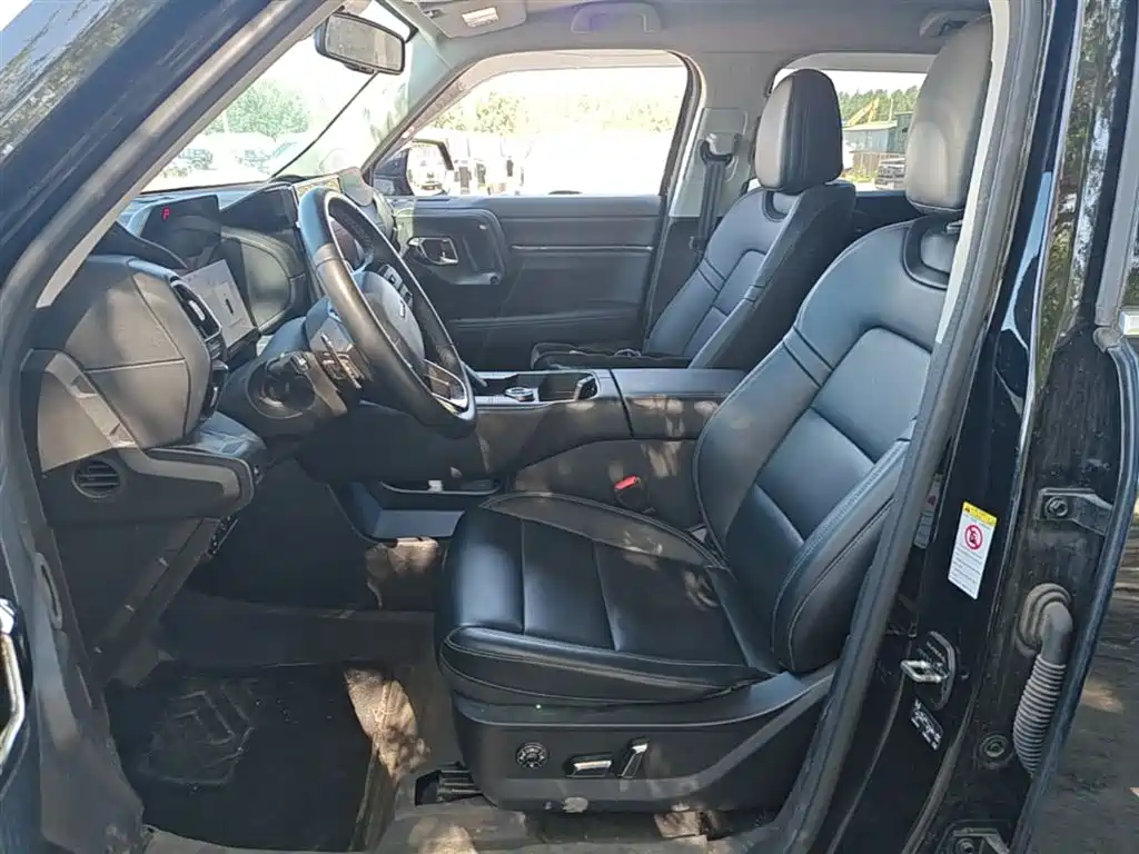 Haval Da Gou 2nd Gen 2023 2.0T AWD Wild Adventure Plus фото 22
