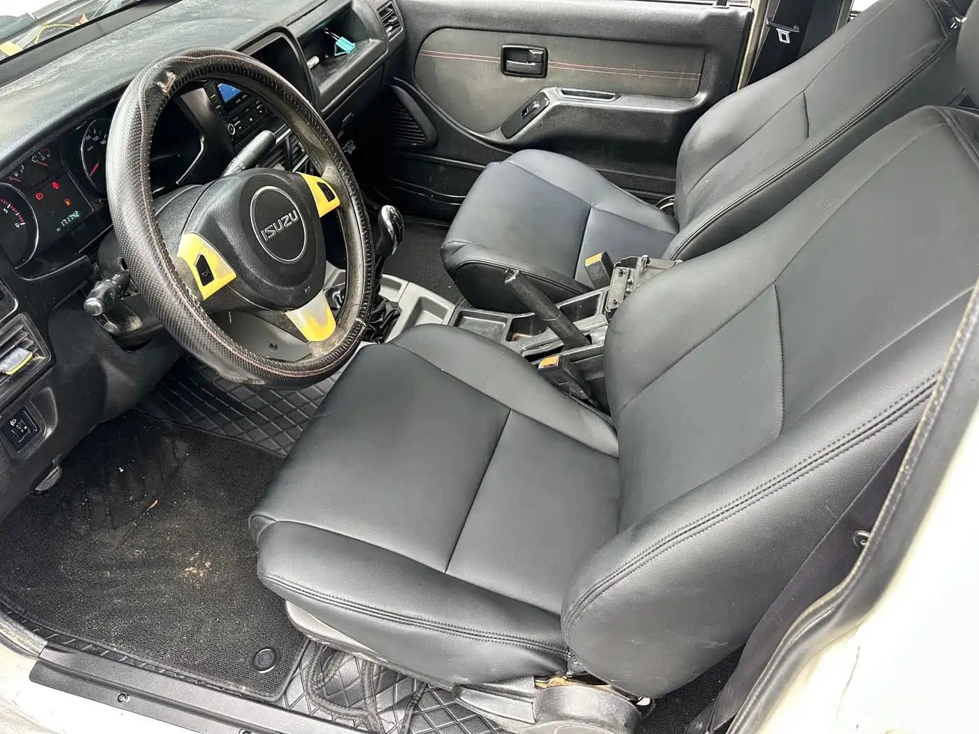 Isuzu Pickup 2016 2015 2.8T 2WD 4JB1CT