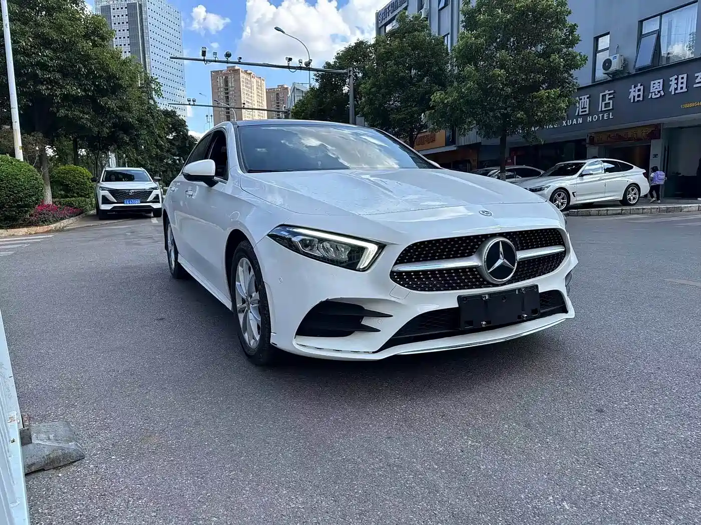 Mercedes-Benz A-Class 2020 Facelift A 200 L Sport Sedan Fashion фото 3