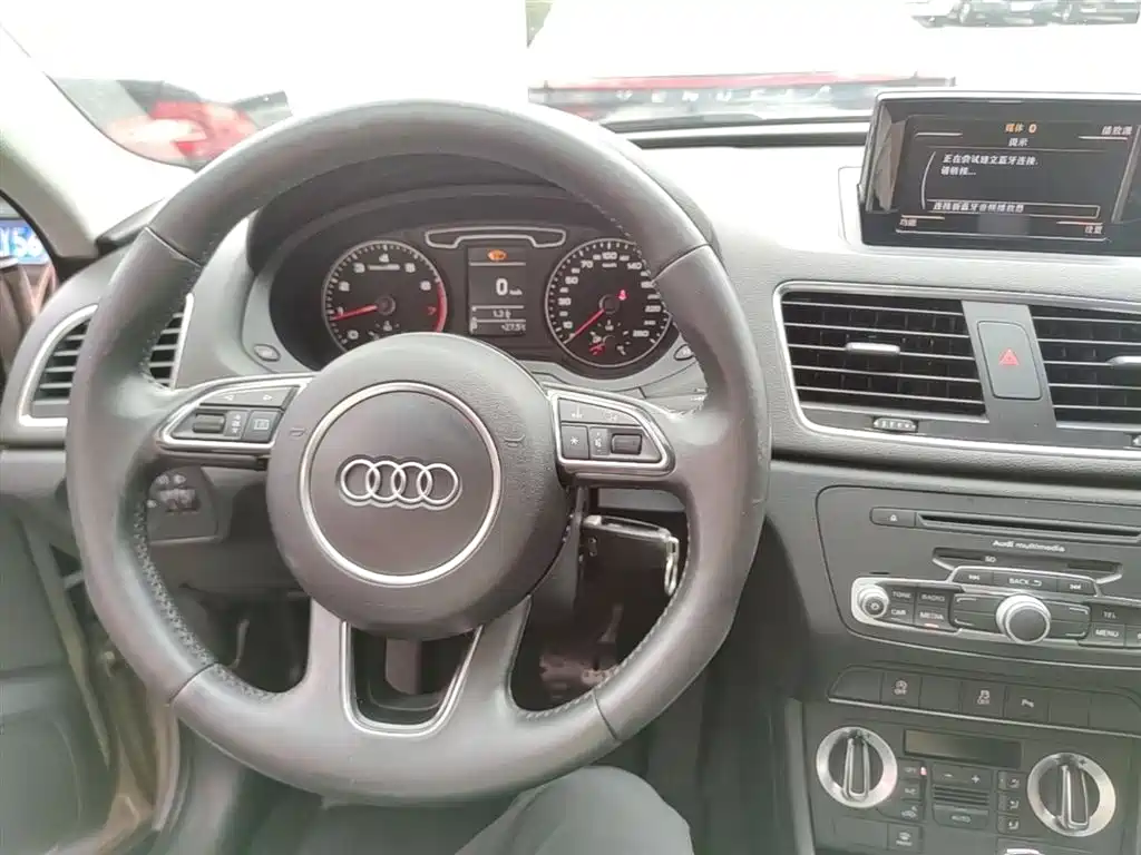 Audi Q3 2015 35 TFSI Progressive фото 10