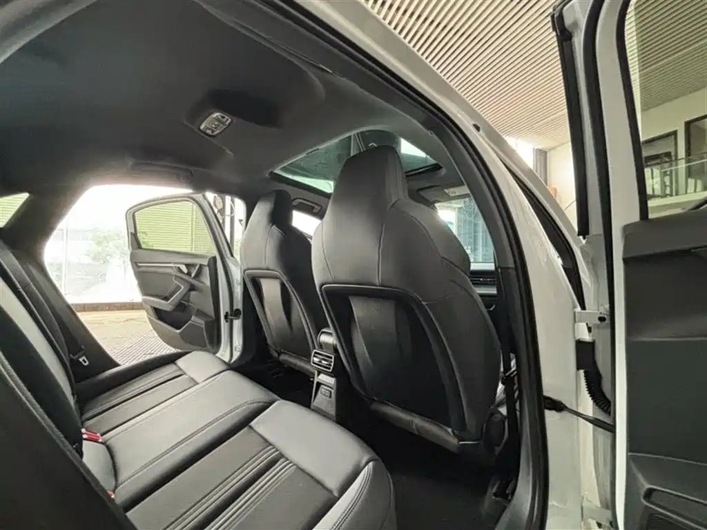 Audi A3 2023 Facelift A3L Limousine 35 TFSI Fashion Sport фото 11