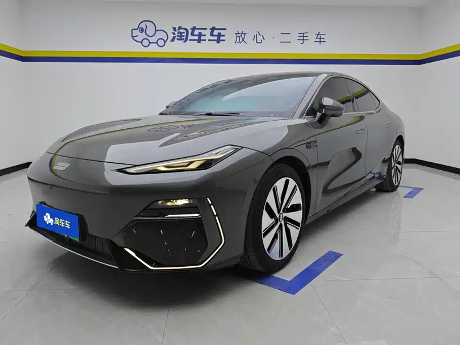 Geely Galaxy Galaxy E8 2024