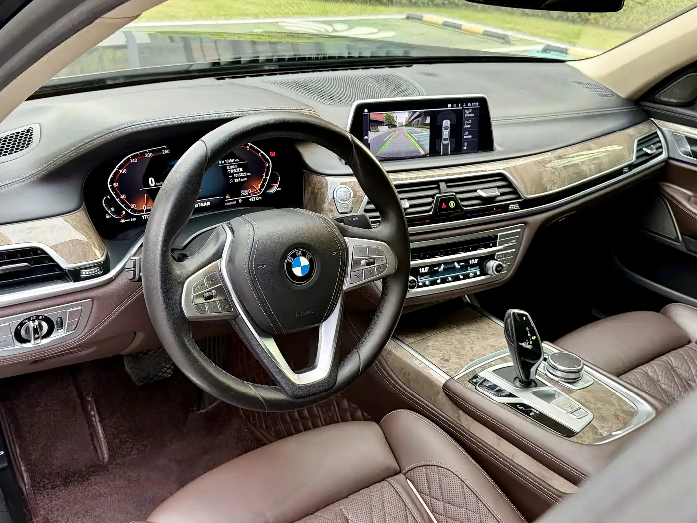 BMW 7 Series 2021 Model 740Li Leading Luxury Package фото 10