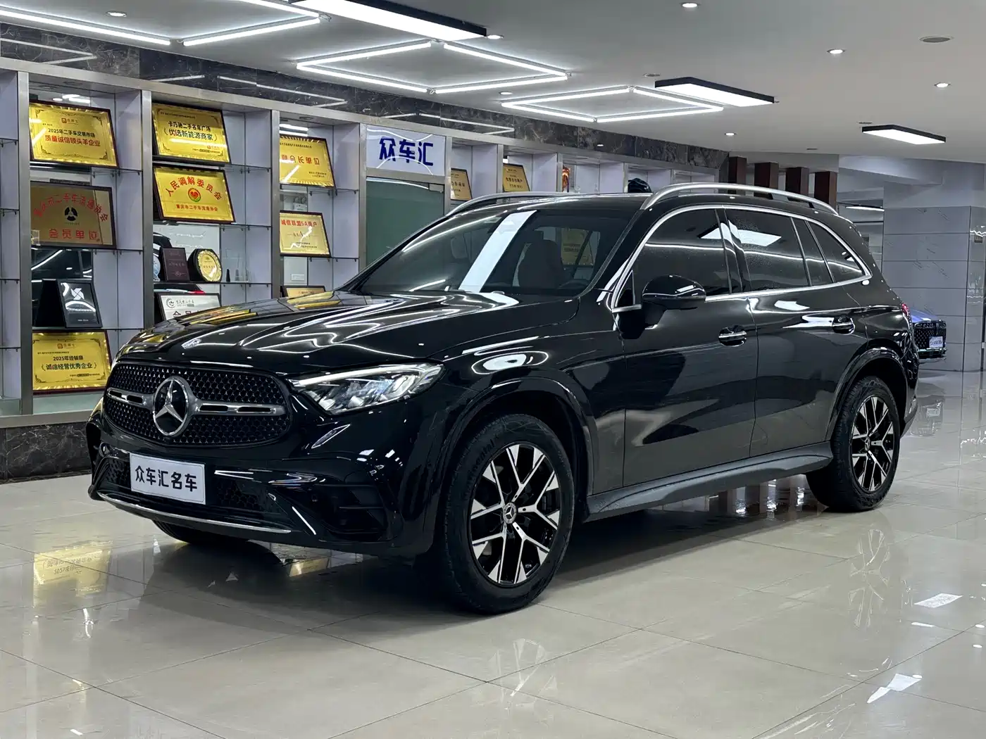Mercedes-Benz GLC 2024 GLC 260 L 4MATIC Luxury 5-seater
