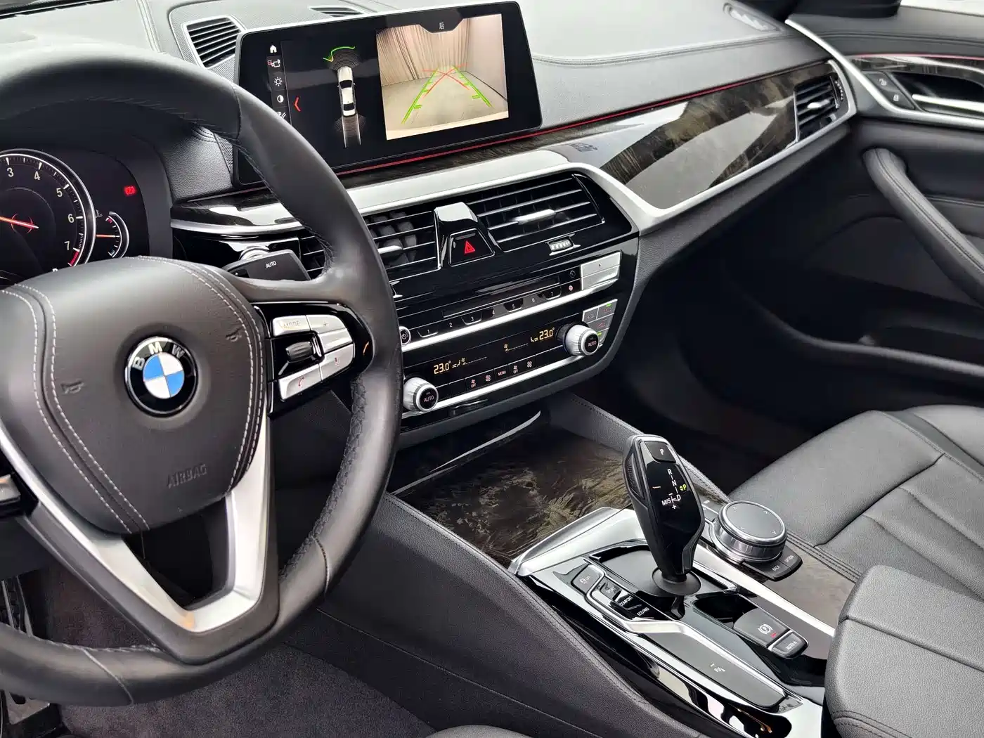 BMW 5 Series 2018 525Li M Sport Package фото 8