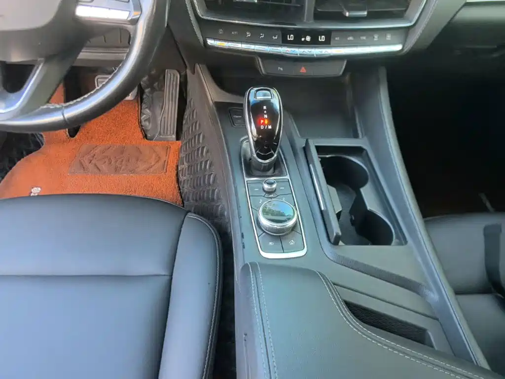 Cadillac CT5 2020 2020 28T Fashion Model