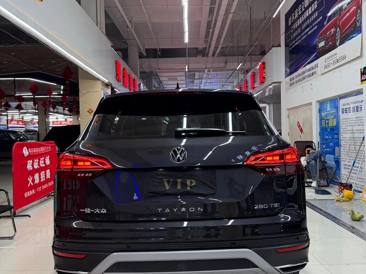 Volkswagen Tayron 2022 280TSI 2WD Luxury Smart Connect Edition фото 8