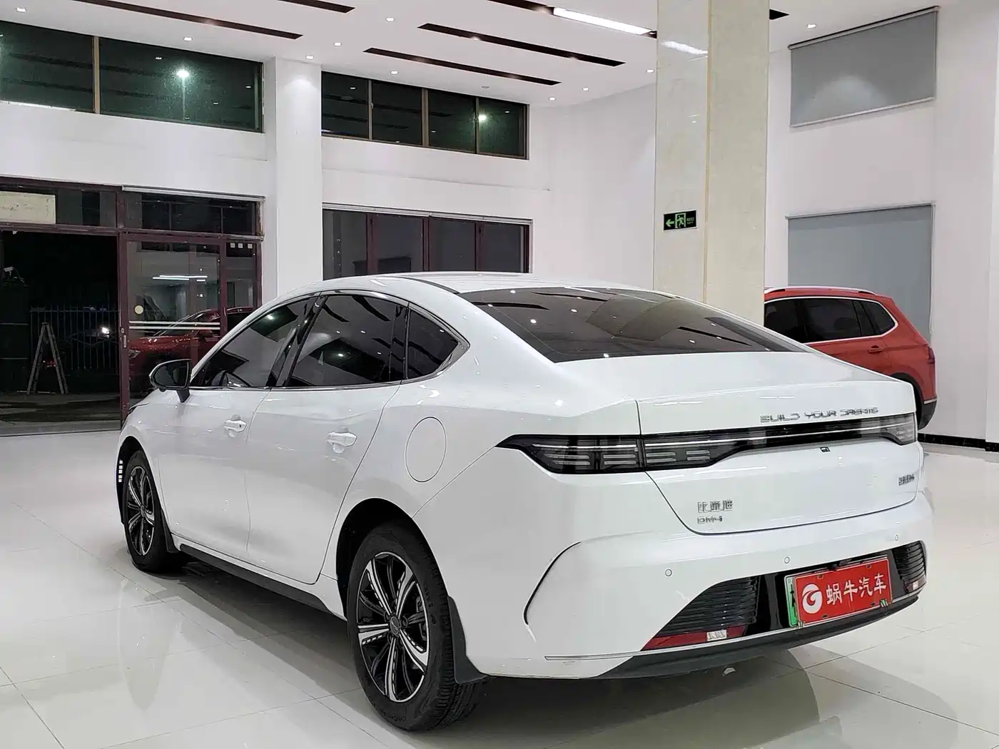 BYD Destroyer 05 2023 Champion Edition DM-i 120KM Premium фото 13