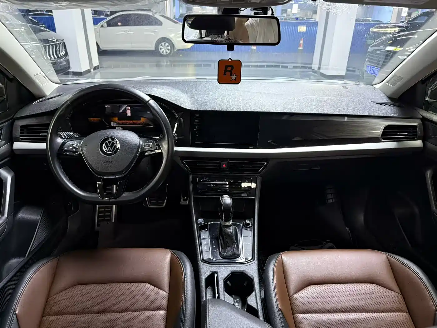Volkswagen Lavida 2021 280TSI DSG Luxury Edition фото 4
