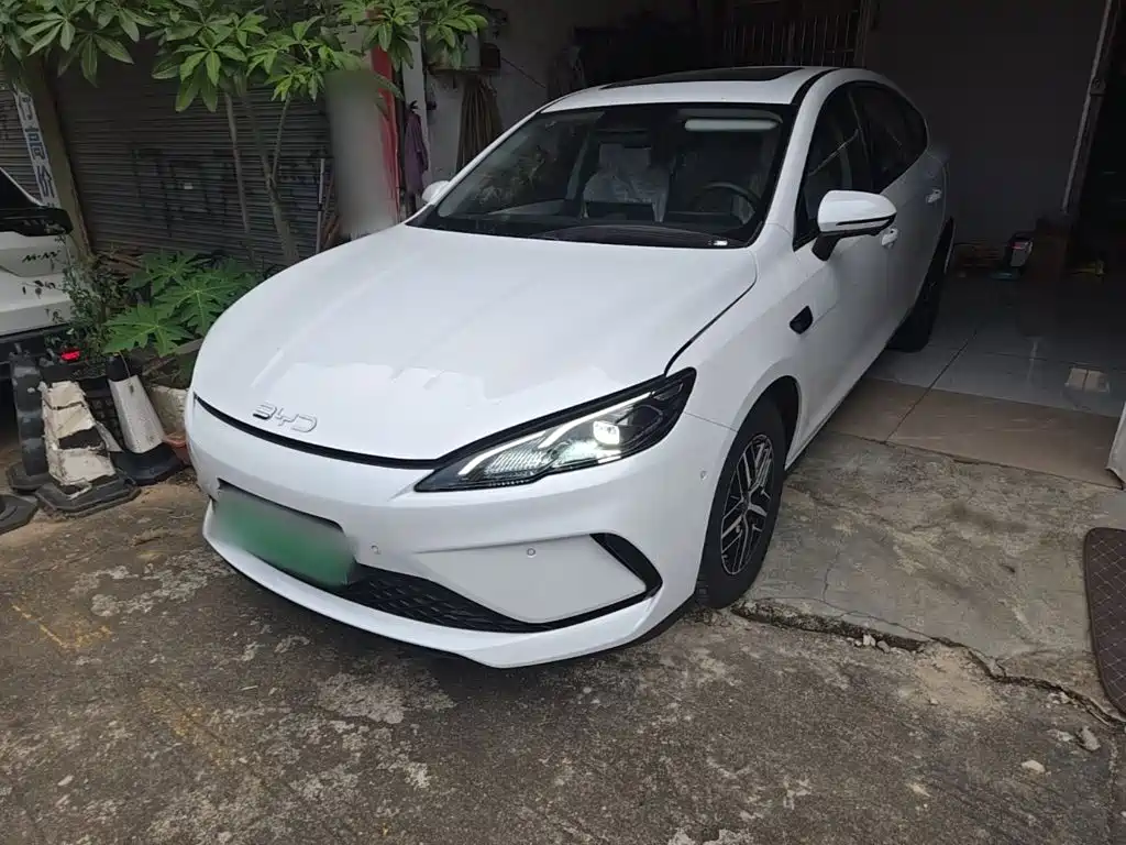 BYD Hai Bao 05 DM-i 2025 DM-i Smart Driving Edition 120KM Flagship