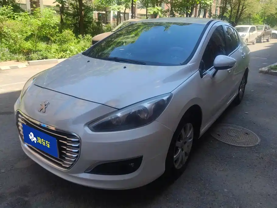 Peugeot 308 2014 Model Joy Edition Classic 1.6L Automatic Superior Style