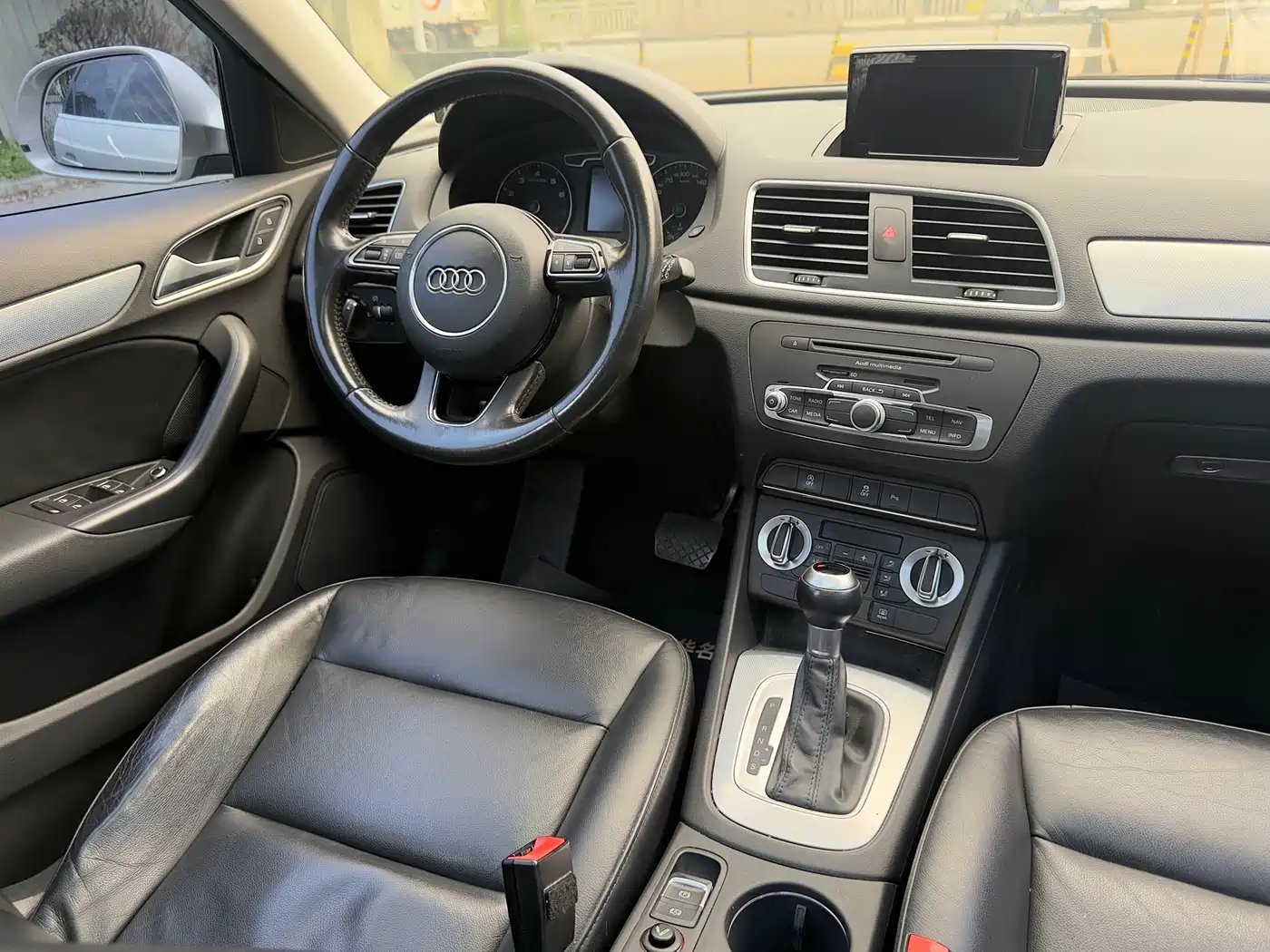 Audi Q3 2015 35 TFSI Comfort фото 15