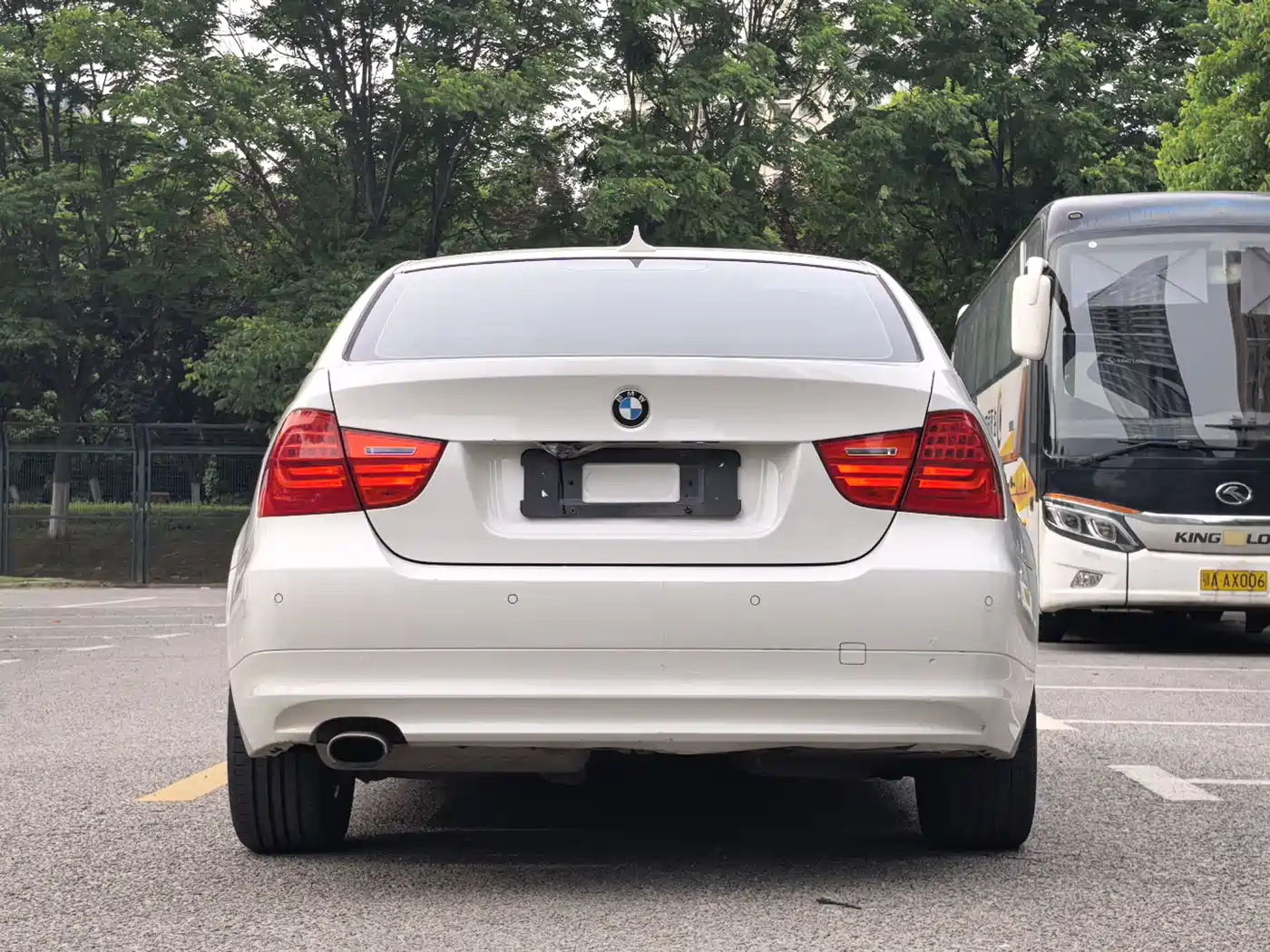BMW 3 Series (Import) 2012 318i Leading фото 20
