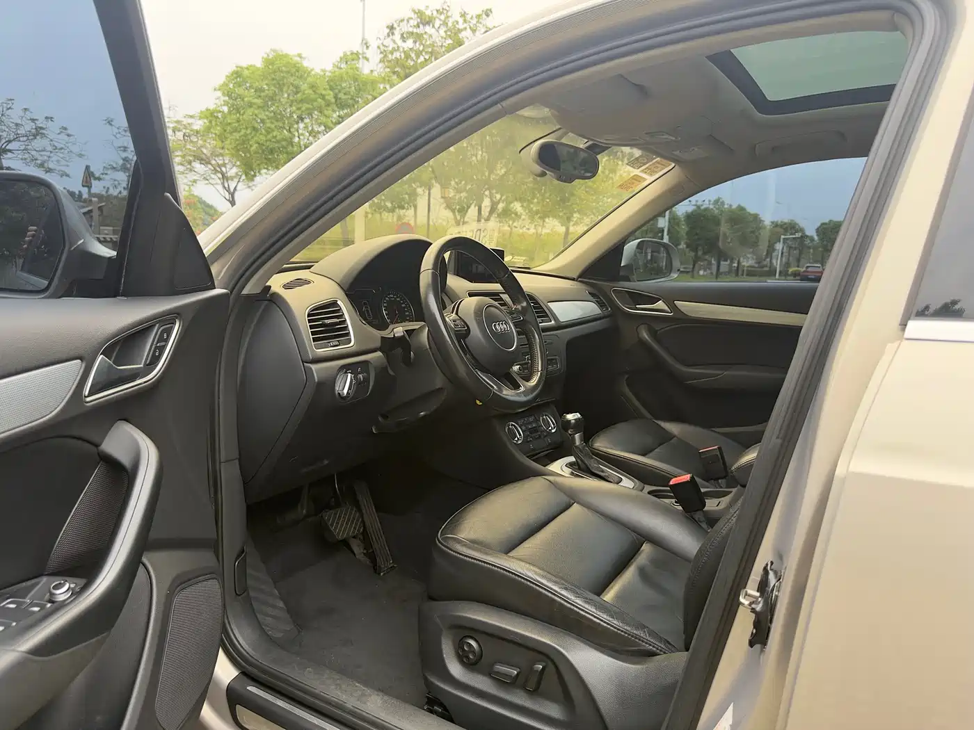 Audi Q3 2015 35 TFSI Comfort фото 11