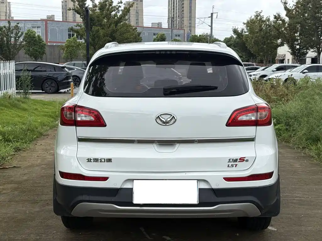 BAIC Huansu S6 2016 2017 1.5T CVT Delight