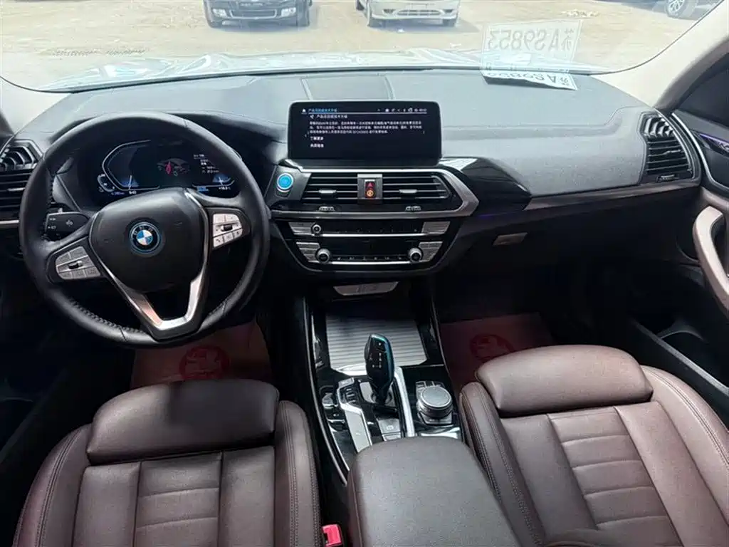 BMW iX3 2021 Pioneer фото 9