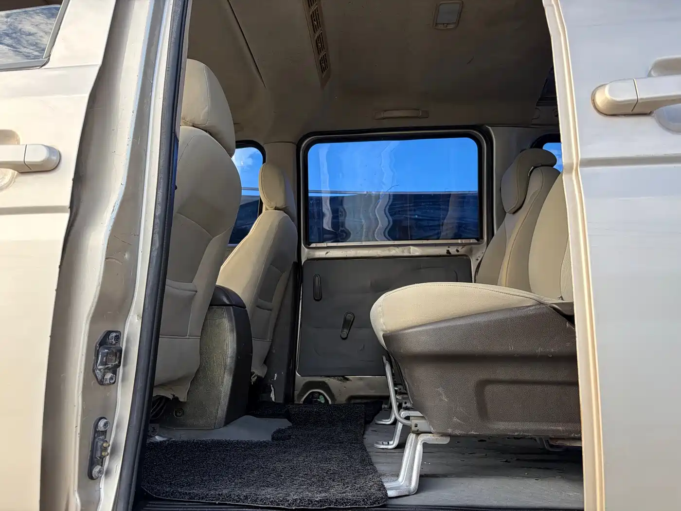 Wuling Motors Wuling Rongguang V 2017 2016 1.5L Standard