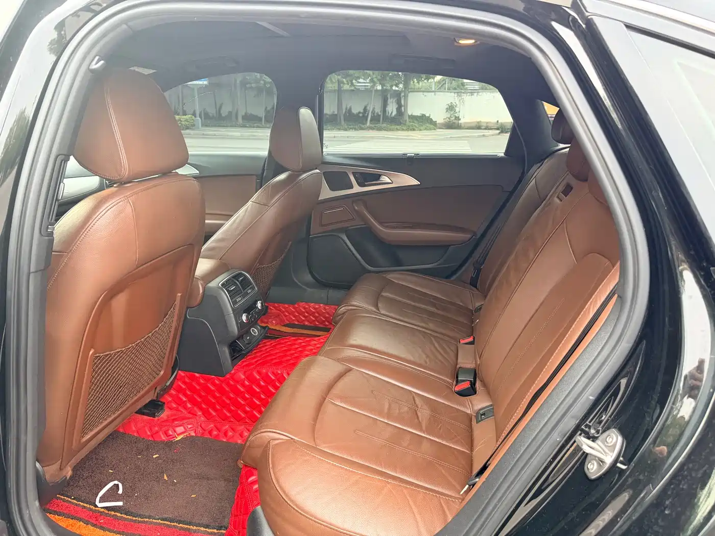Audi A6L 2018 30th Anniversary 45 TFSI quattro Sport фото 6