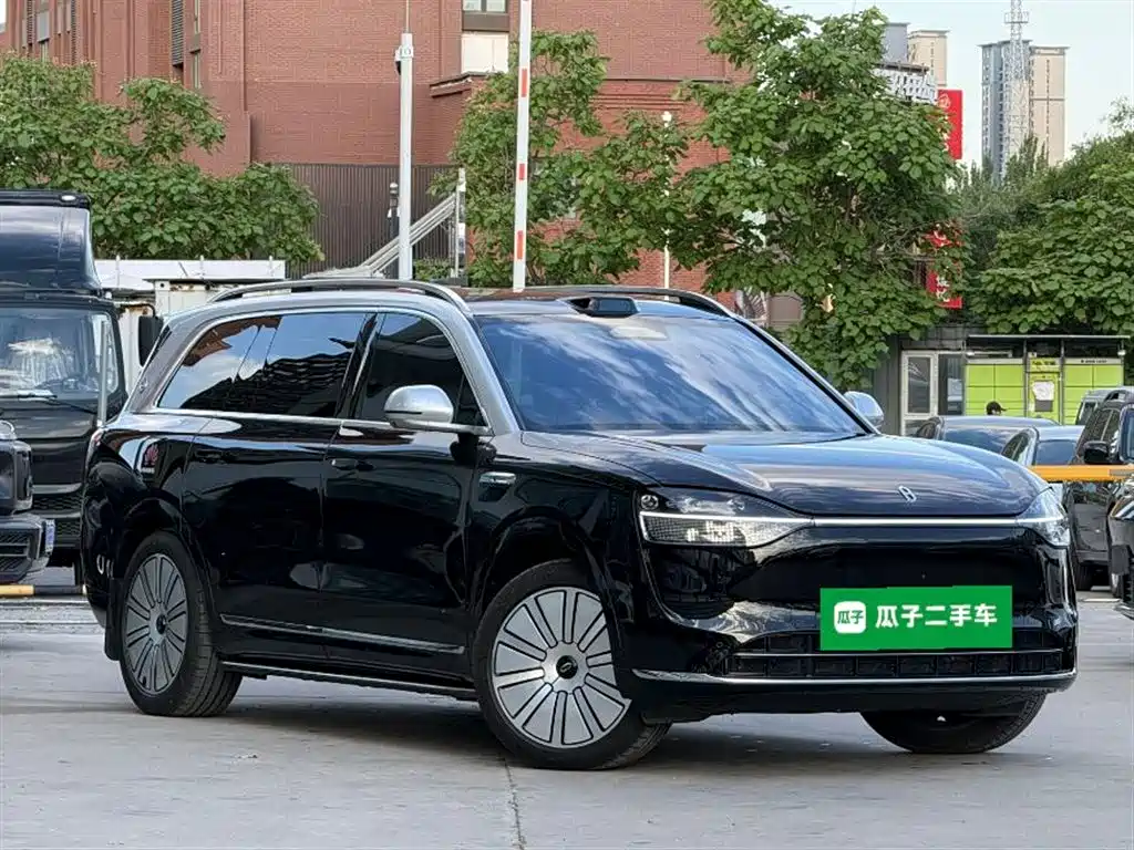AITO Wenjie AITO M9 2025 Range Extender Max 52kWh 5-Seater фото 4