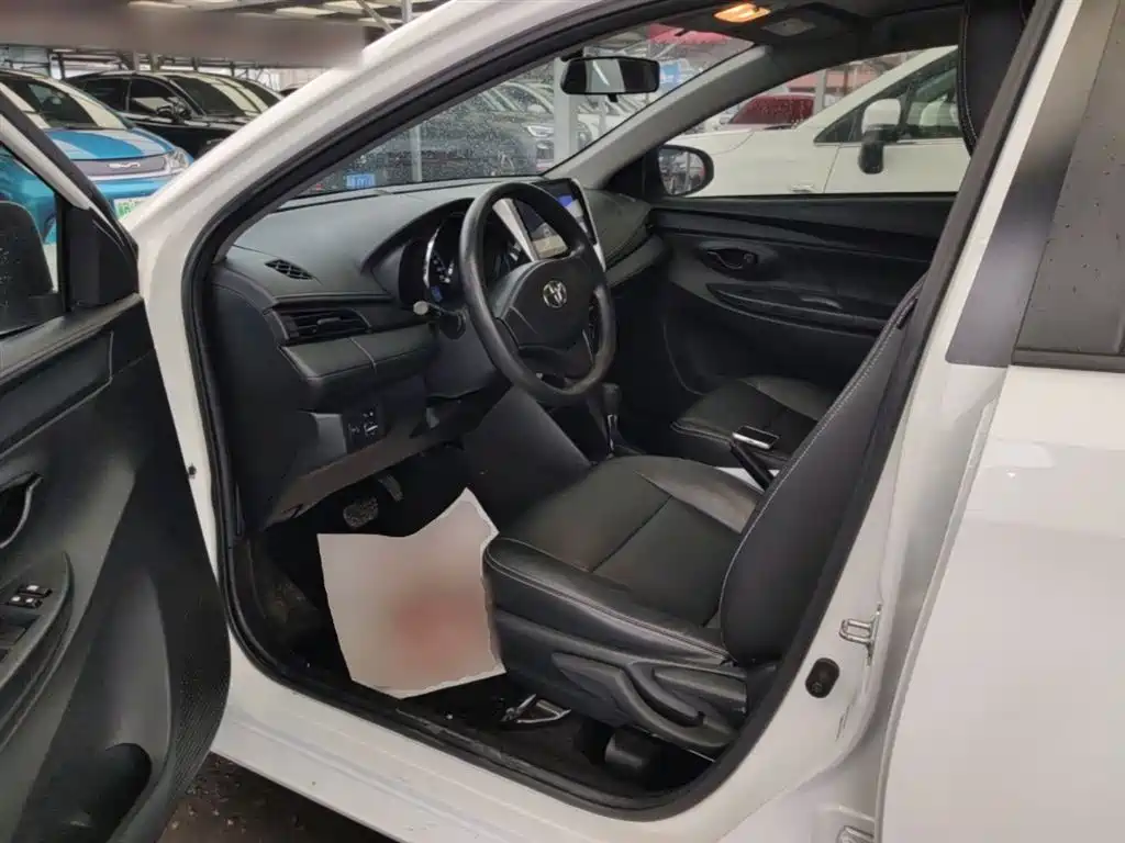 Toyota Vios 2017 1.5L CVT Pioneer фото 12
