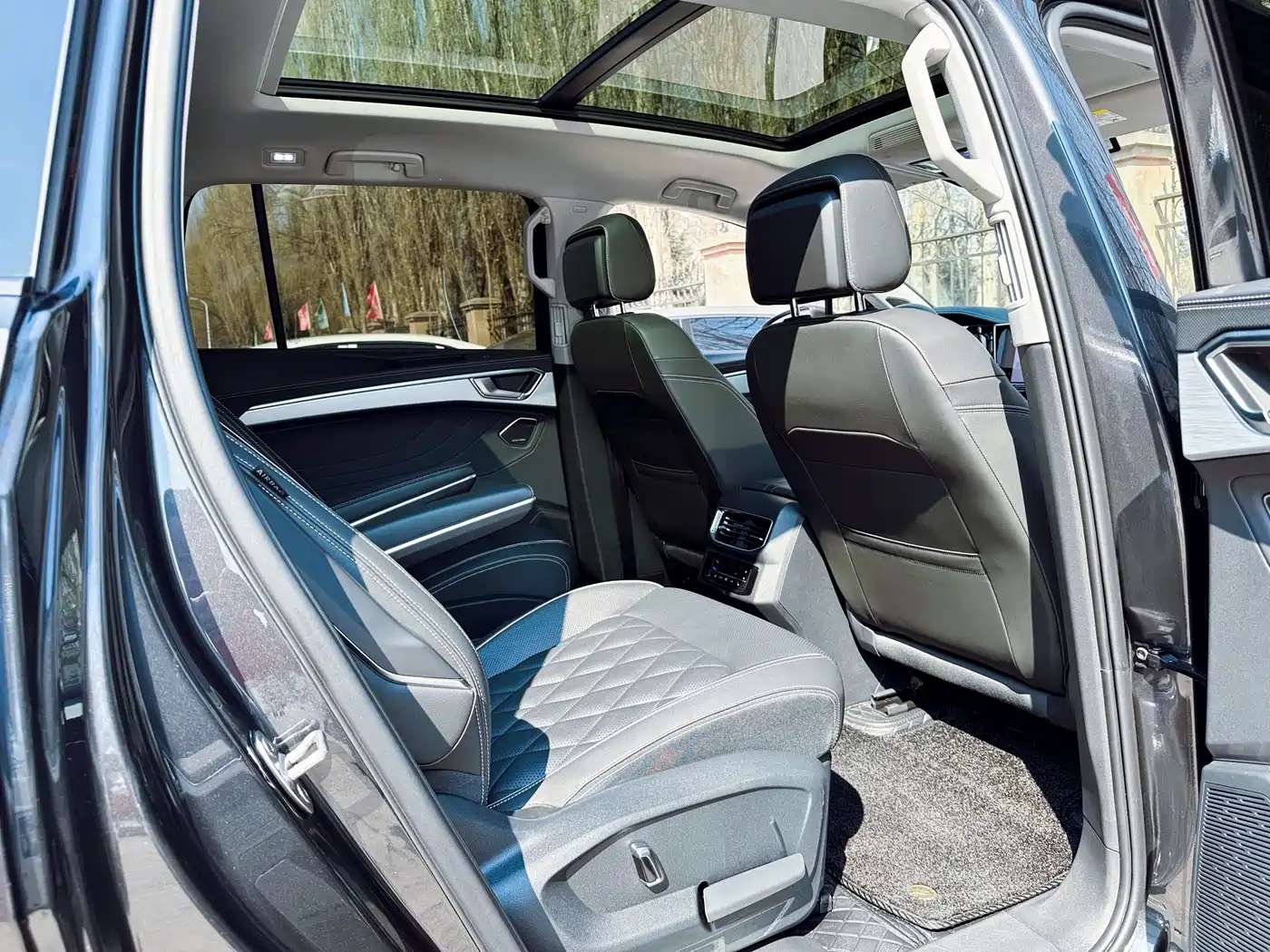 Volkswagen Volkswagen Talagon 2023 Facelift 530TSI 4WD Flagship Victory Pro Edition 6-Seater 10