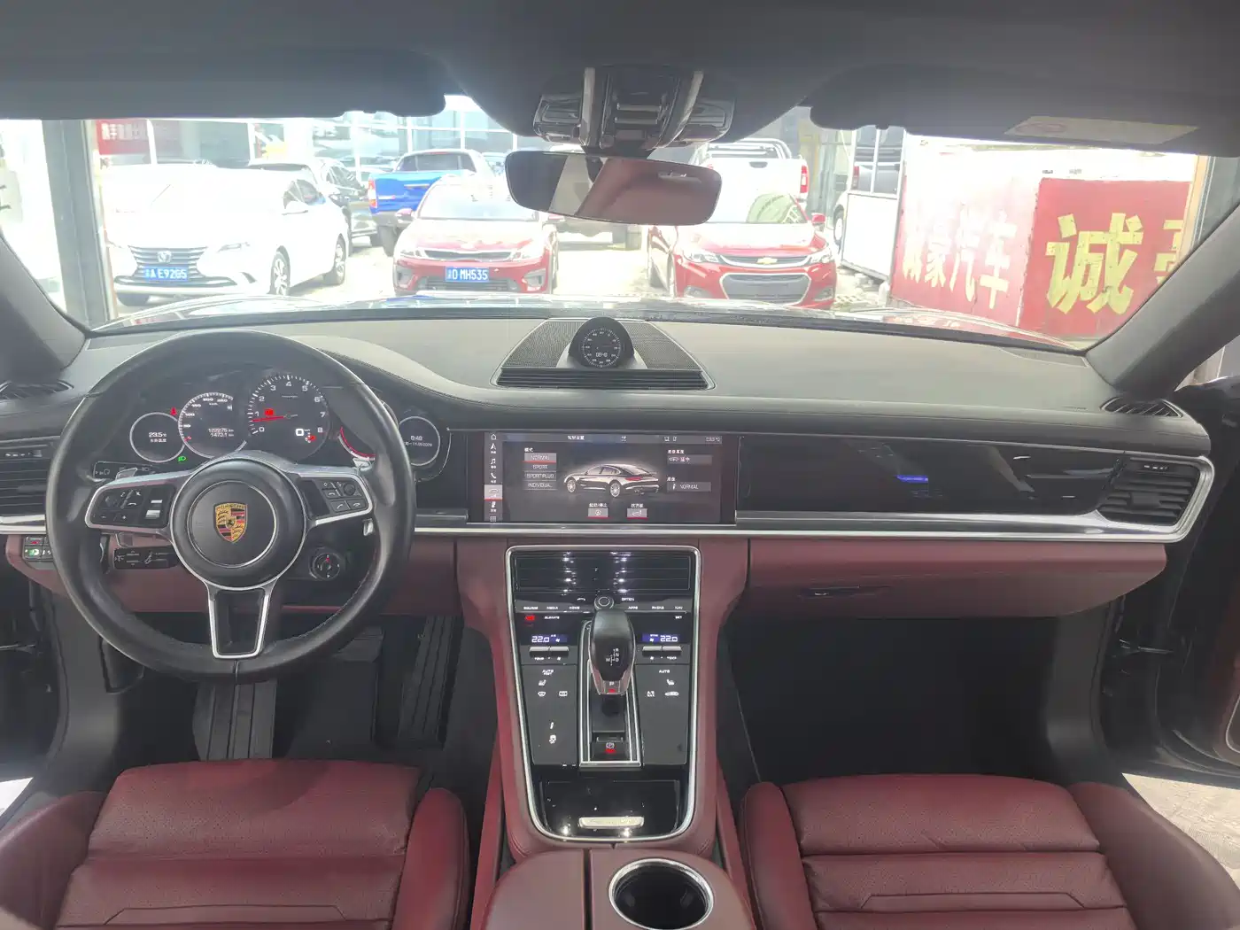 Porsche Panamera 2017 Panamera 3.0T фото 10