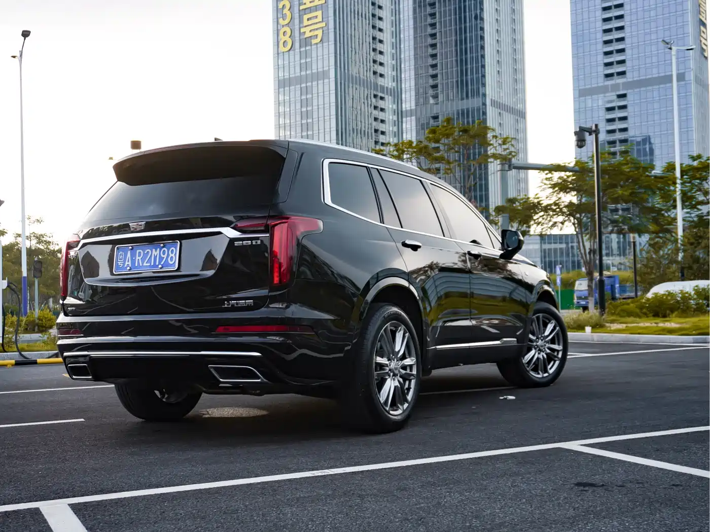 Cadillac XT6 2022 2.0T 6-Seater 4WD Luxury Edition фото 9