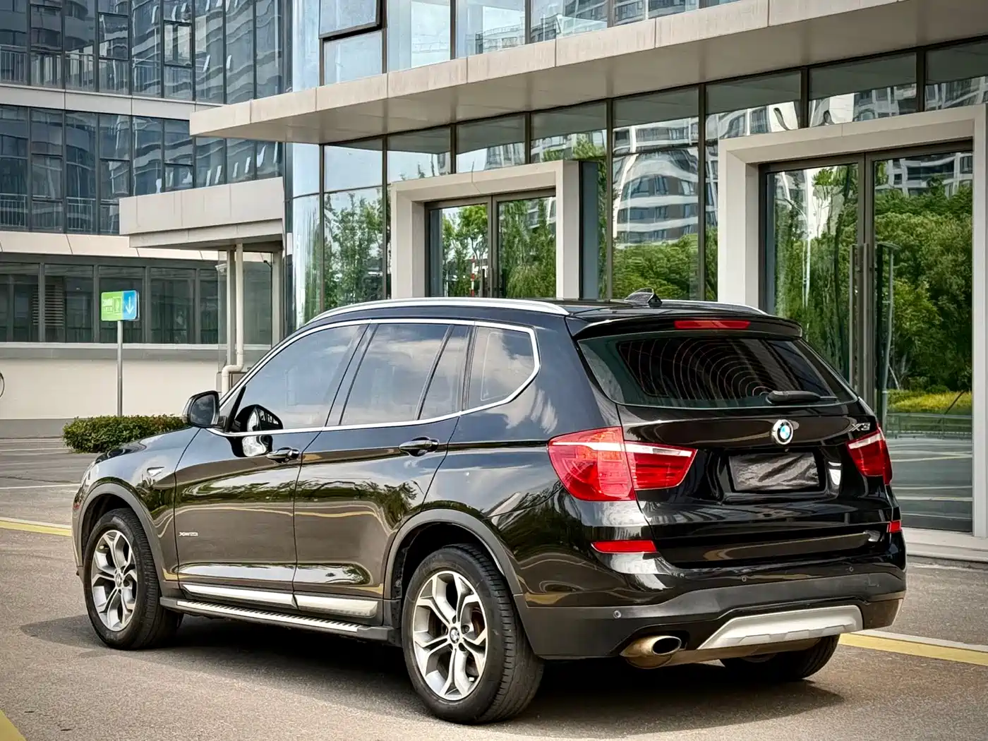 BMW X3 (Import) 2014 xDrive20i X Design Package фото 4