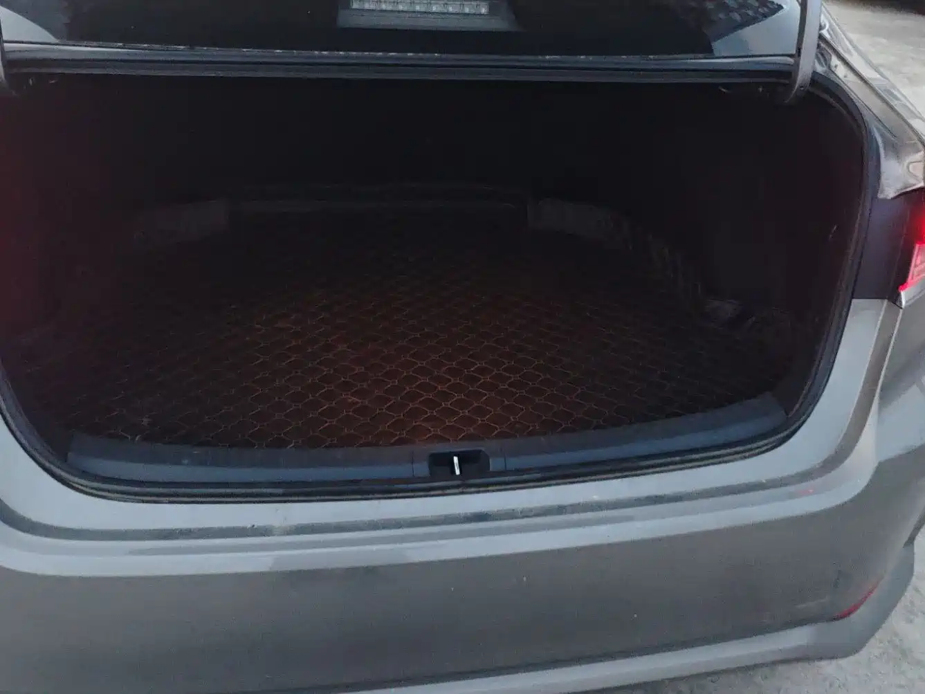 Toyota Corolla 2021 1.2T S-CVT Pioneer Edition фото 7