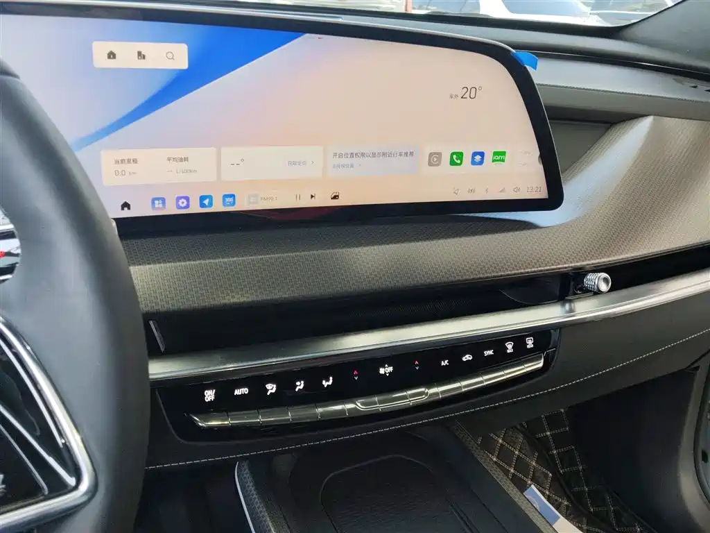 Cadillac XT5 2025 2.0T Premium Model фото 13