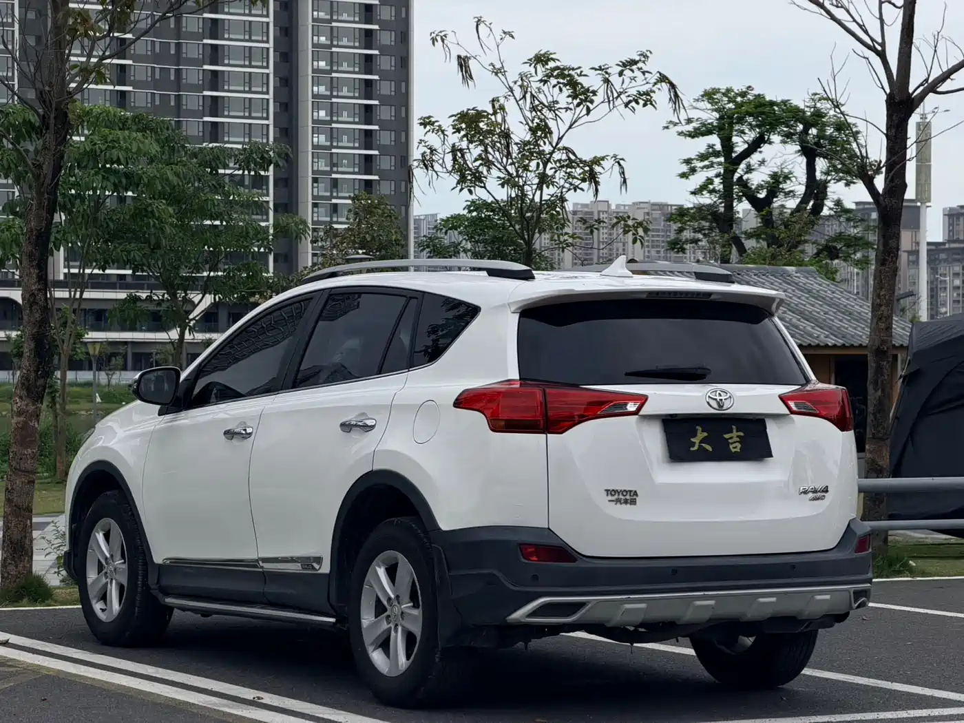 Toyota RAV4 Rongfang 2013 2.0L CVT 4WD Pioneer фото 20