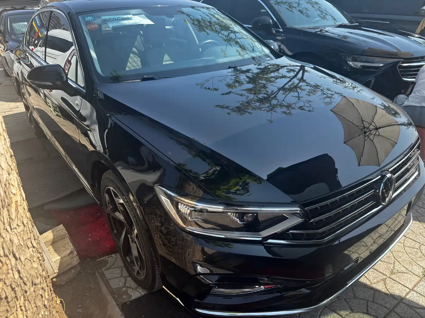 Volkswagen Magotan 2023 Model 2 Million Units Commemorative Edition 280TSI DSG Leading Version фото 3