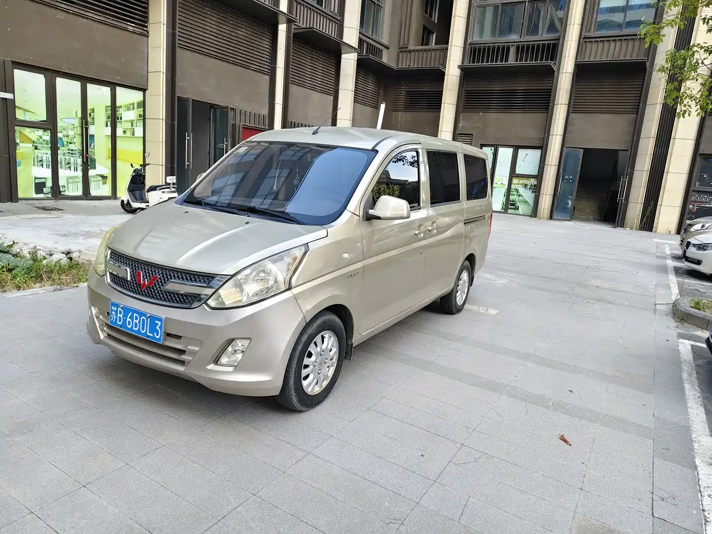 Wuling Motors Wuling Rongguang V 2017 2016 1.5L Standard