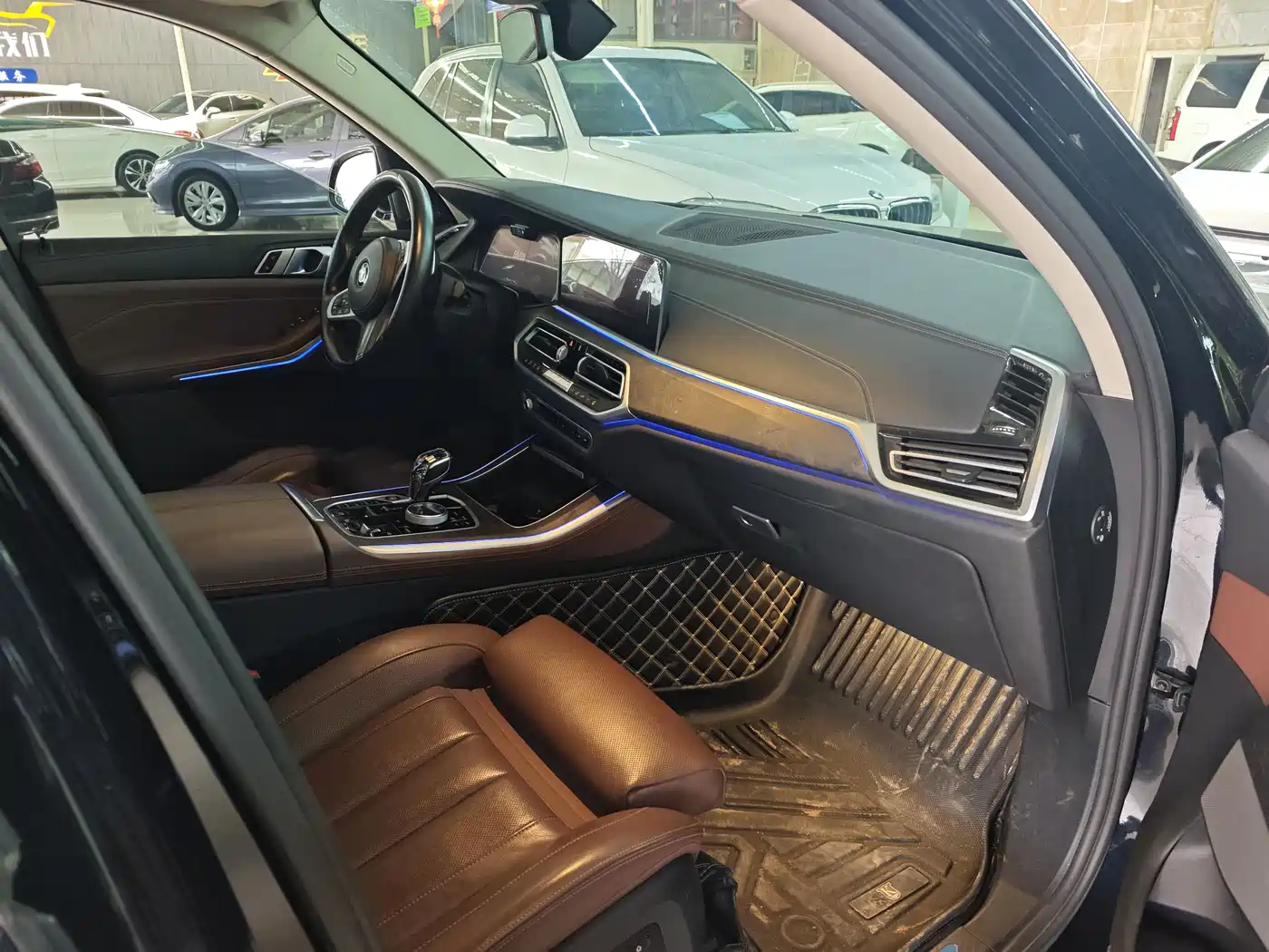 BMW X5 (Import) 2020 xDrive40i Premium M Sport Package фото 7