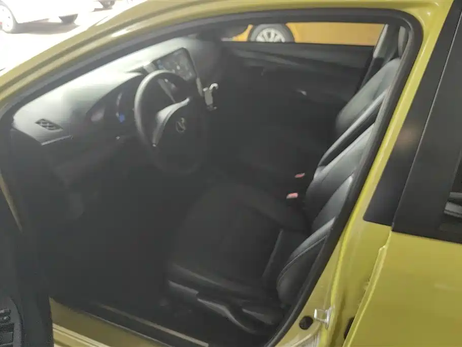 Toyota YARiS L Zhi Xuan 2020 1.5L CVT Luxury Edition фото 9