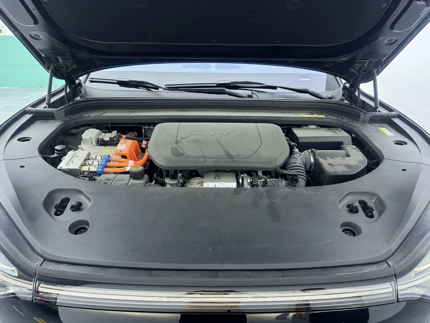 AITO Wenjie AITO M9 2024 Extended Range Ultra 42kWh 6-Seater фото 16