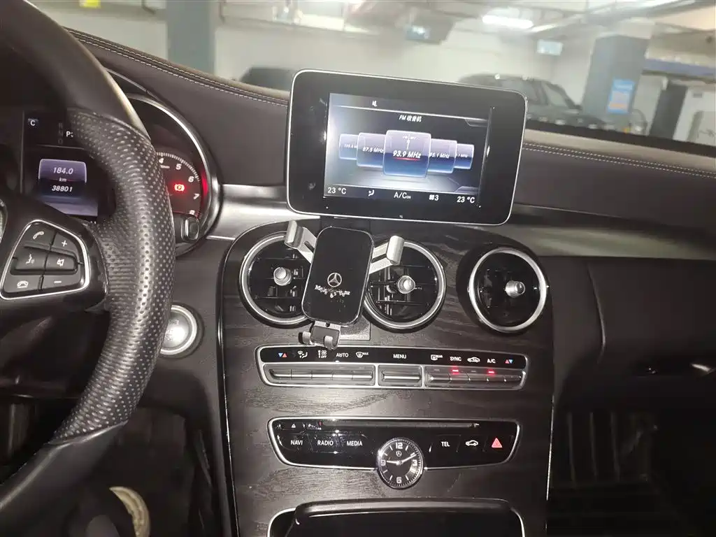 Mercedes-Benz C-Class 2015 Facelift C 200 L Sport фото 10