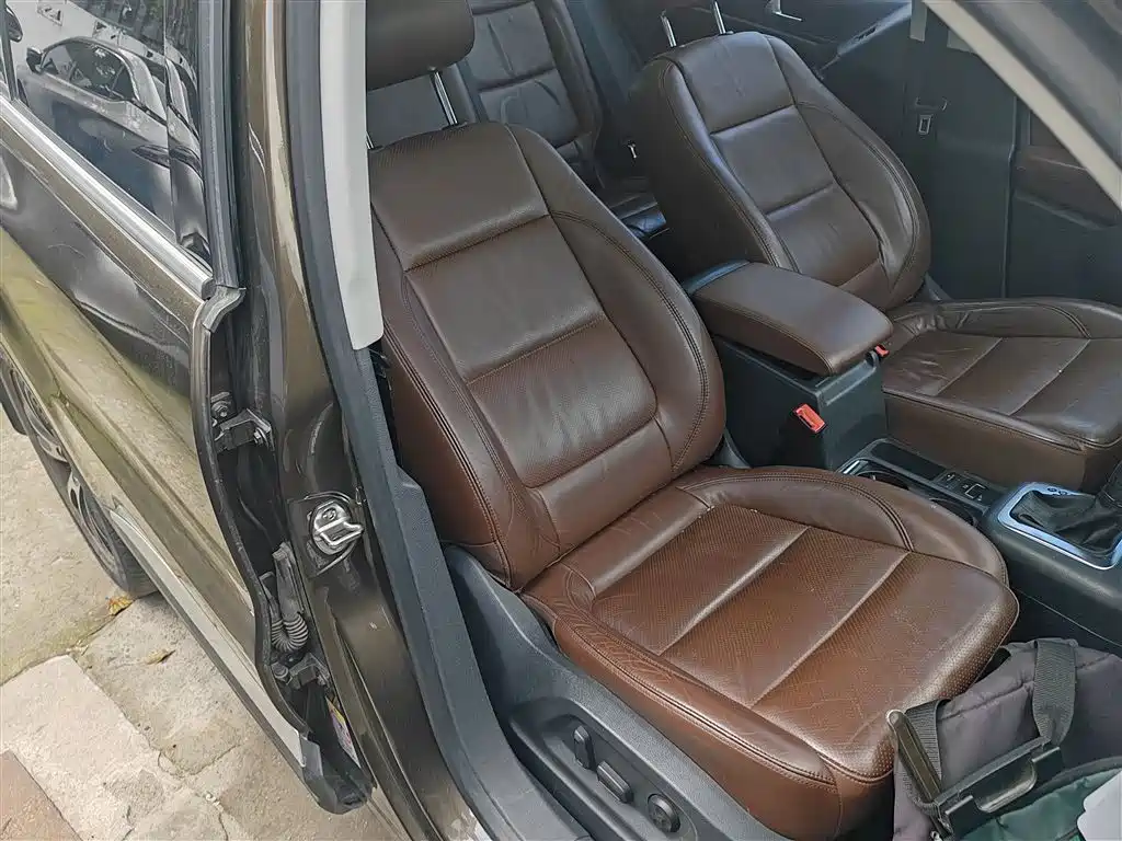 Volkswagen Tiguan 2016 Model 300TSI Automatic 2WD Luxury Edition фото 25