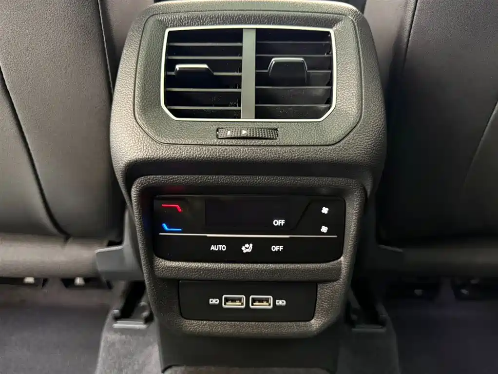 Volkswagen Tayron 2023 280TSI 2WD Luxury Plus Advanced Edition фото 21