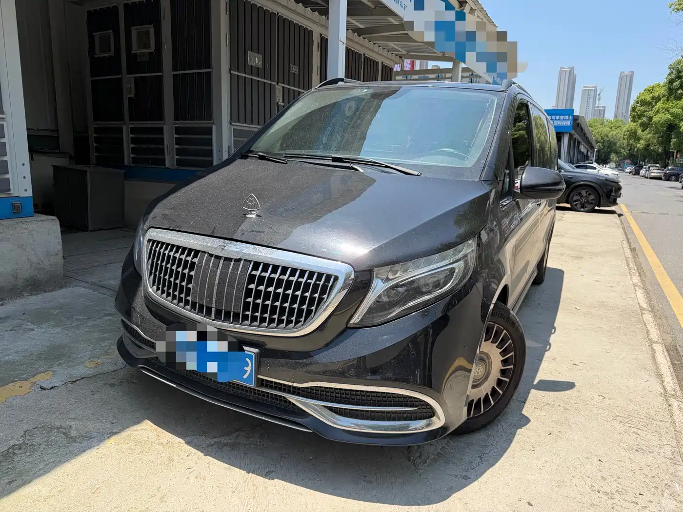 Mercedes-Benz V-Class
