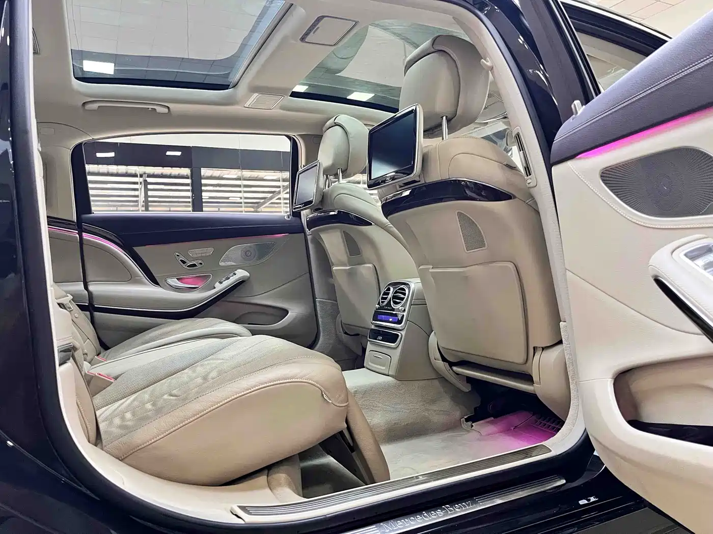Mercedes-Benz Maybach S-Class 2015 S 400 4MATIC фото 10