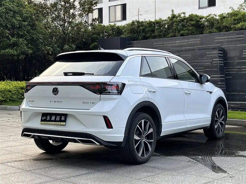 Volkswagen T-ROC 2024 300TSI DSG 2WD Morning Light Edition фото 10
