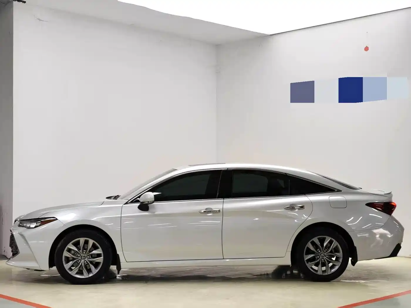 Toyota Avalon 2021 2.5L Luxury Edition фото 2