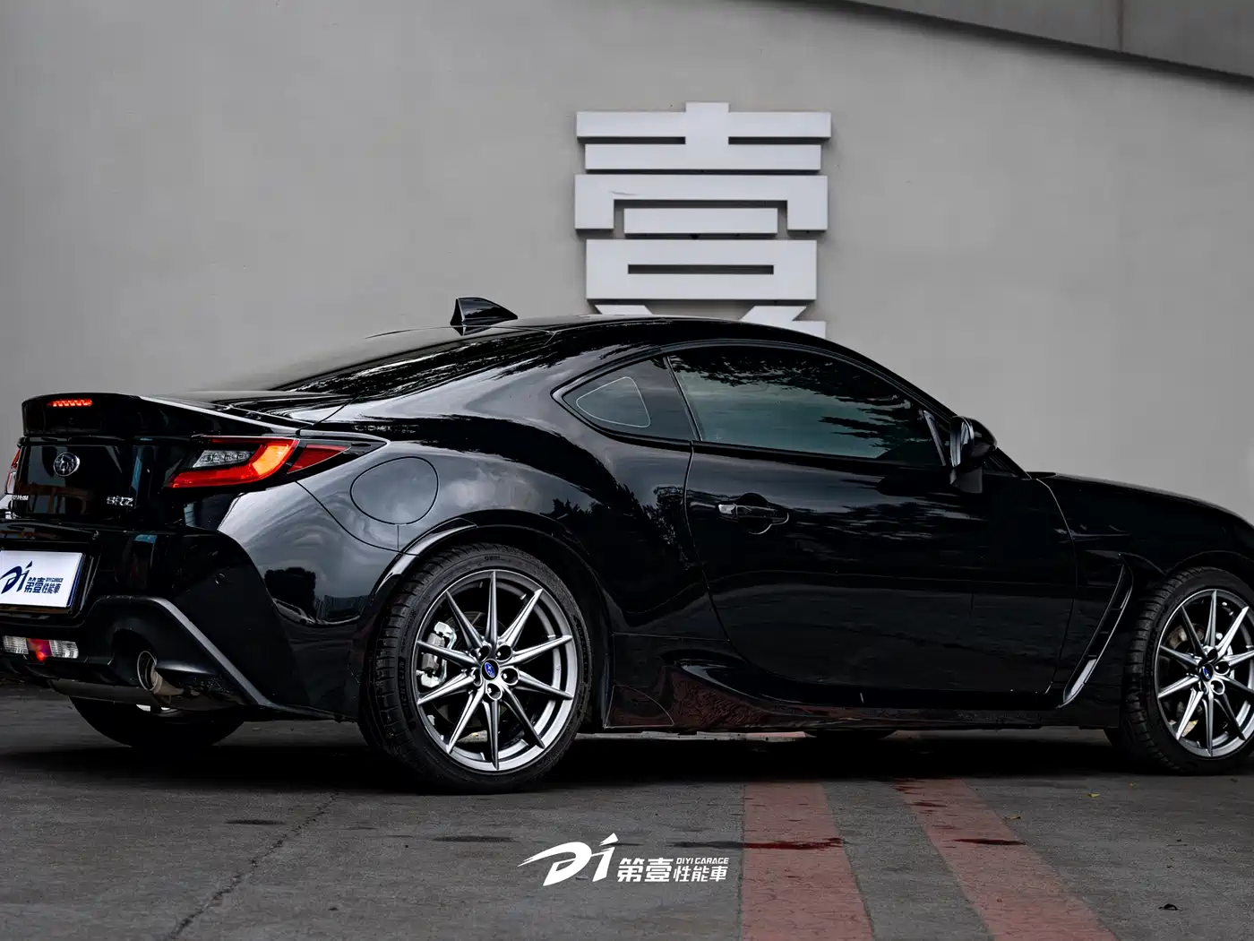 Subaru BRZ 2022 2.4L Manual фото 5
