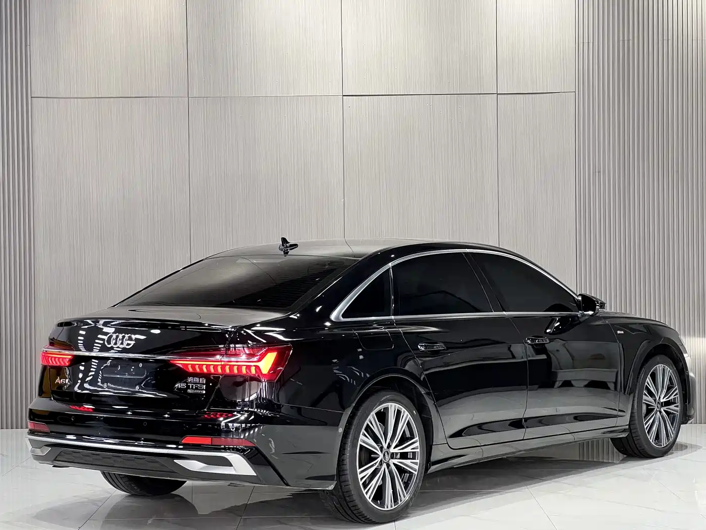Audi A6L 2023 45 TFSI quattro Premium Dynamic фото 10