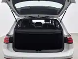 Фото 16 - Volkswagen Golf