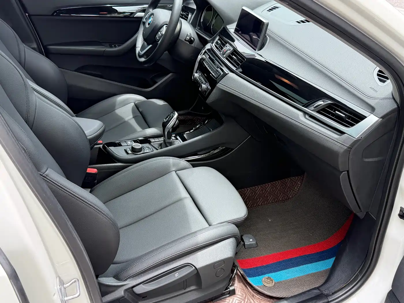 BMW X2 (Import) 2019 sDrive20i M Off-Road Package China VI фото 13
