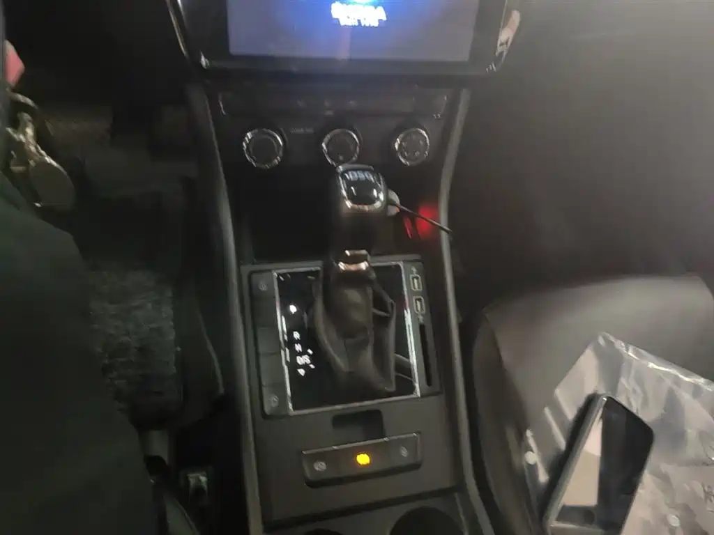 Škoda Superb 2018 TSI280 DSG Standard (China V) фото 14