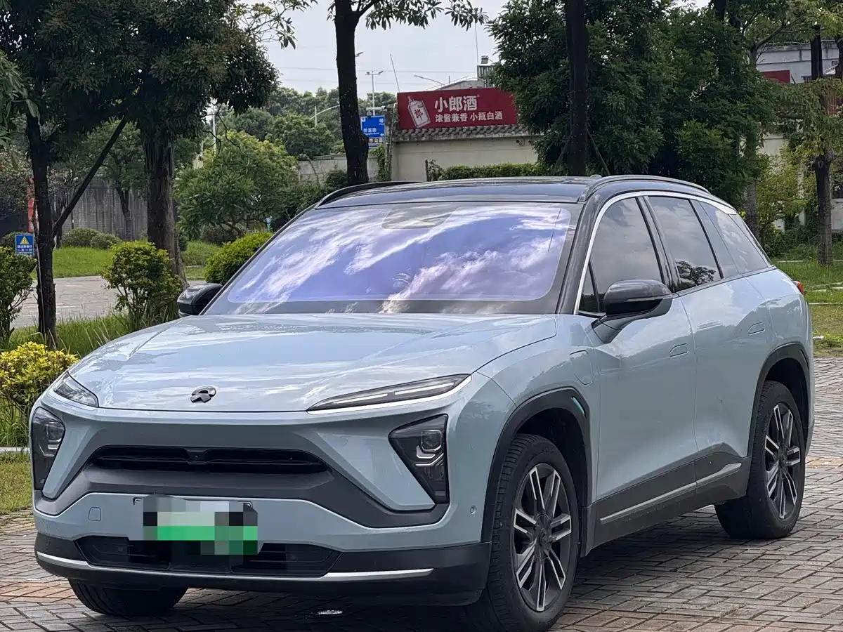 Фото 1 - NIO ES6